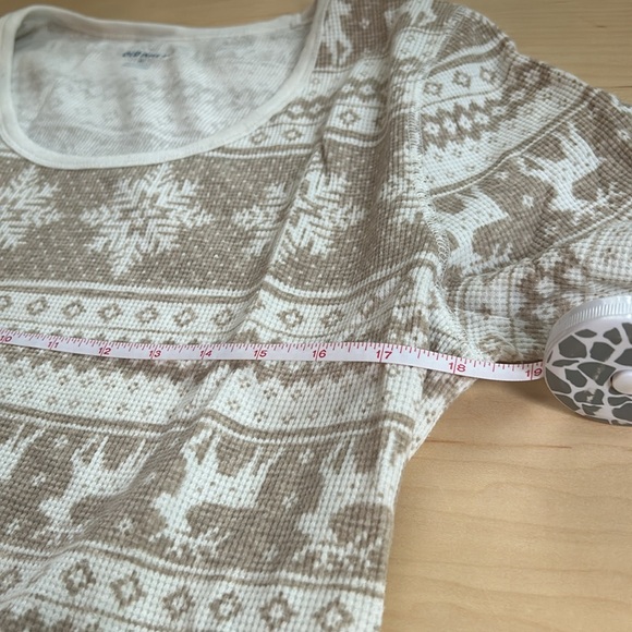 Old Navy Long Sleeve Top - Picture 4 of 5